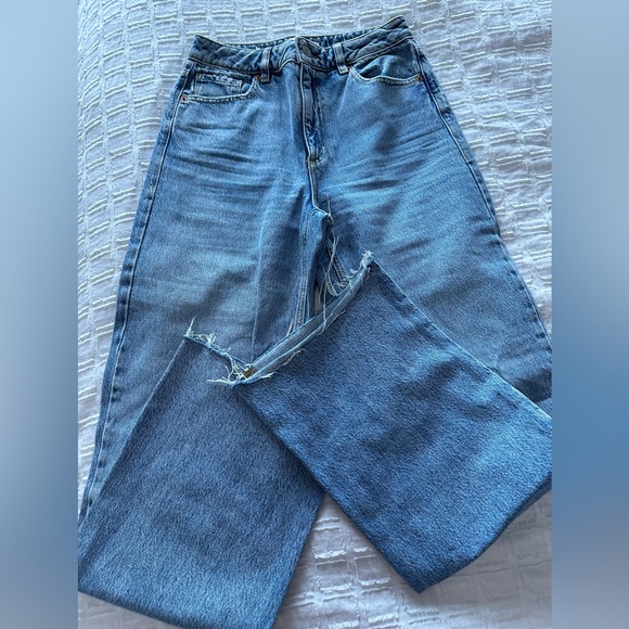 Jeans - Picture 4 of 4